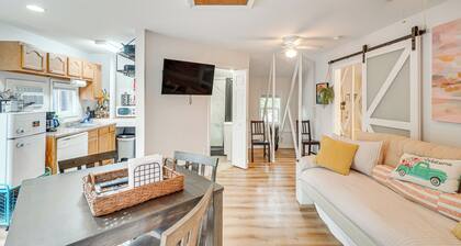 Epic Brunswick Apartment With Deck!