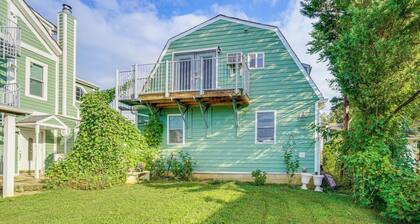 Epic Brunswick Apartment With Deck!