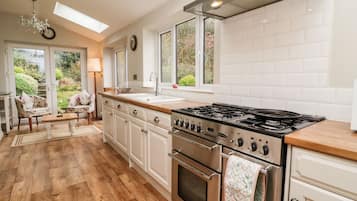 Fridge, dishwasher, electric kettle, toaster