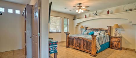 House (3 Bedrooms) | Interior