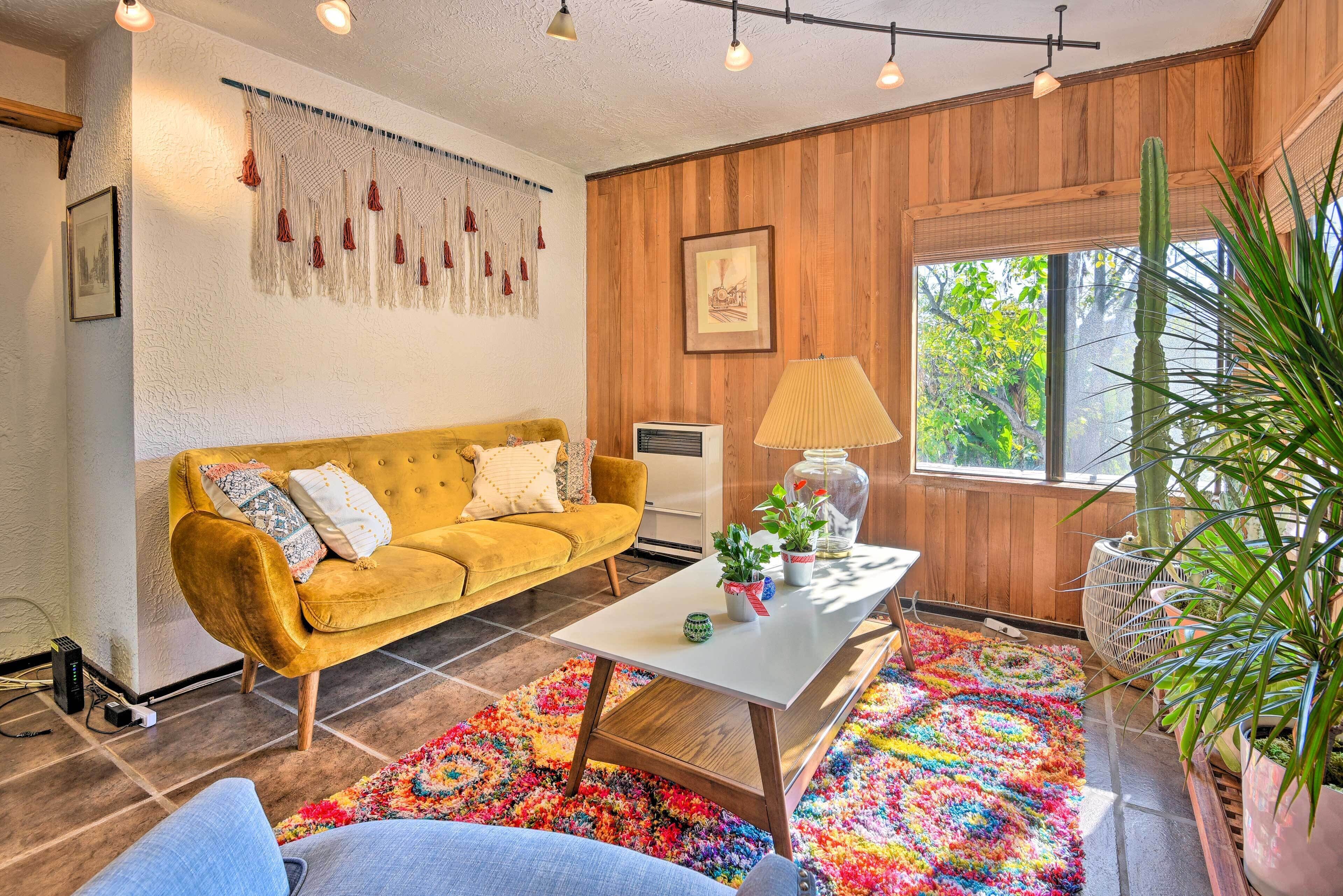 Cozy California Abode Near Malibu Beaches!