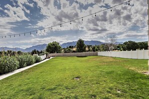 House (5 Bedrooms) | Interior - Spacious South Jordan Family Home w/ Private Yard! (South Jordan)