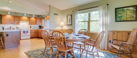 Cottage (2 Bedrooms) | Interior