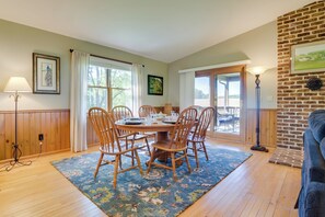 Cottage (2 Bedrooms) | Interior