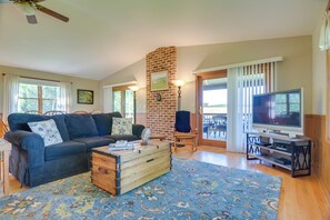 Cottage (2 Bedrooms) | Interior