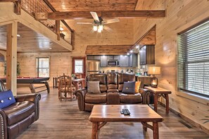 Interior - Pigeon Forge Cabin w/ Hot Tub: 1 Mi to Parkway (Pigeon Forge)