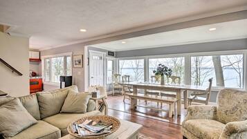 Cottage (5 Bedrooms) | Interior