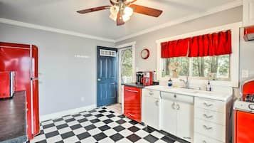 Cottage (5 Bedrooms) | Interior