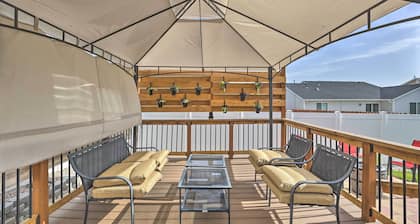 Spacious Family Home w/ Large Deck & Fire Pit!