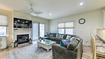 Apartment (4 Bedrooms) | Front of property
