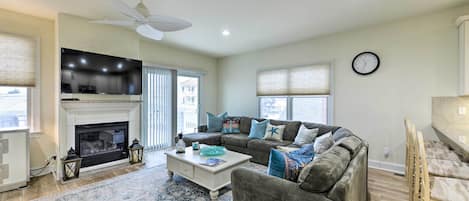 Apartemen (4 Bedrooms) | Bagian depan properti