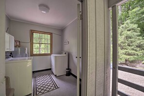 單棟房屋 (3 Bedrooms) | 內部