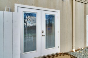 Interior - Near Trail Access & Beech Mtn Ski: 1st-floor Condo (Banner Elk)