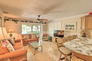 House (2 Bedrooms) | Living area | TV - Marathon Vacation Rental With Pool Access! (Marathon)