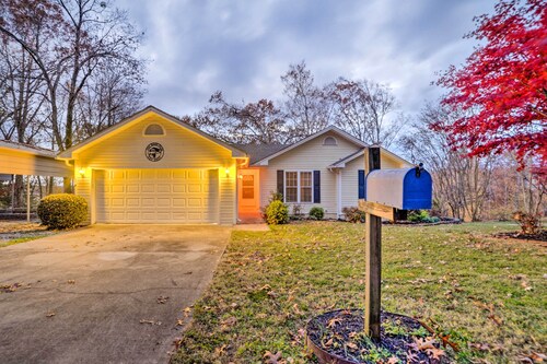 Lake Barkley Home With Fire Pit & Private Dock!