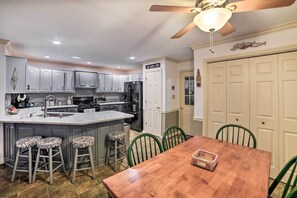 Rumah (3 Bedrooms) | Interior