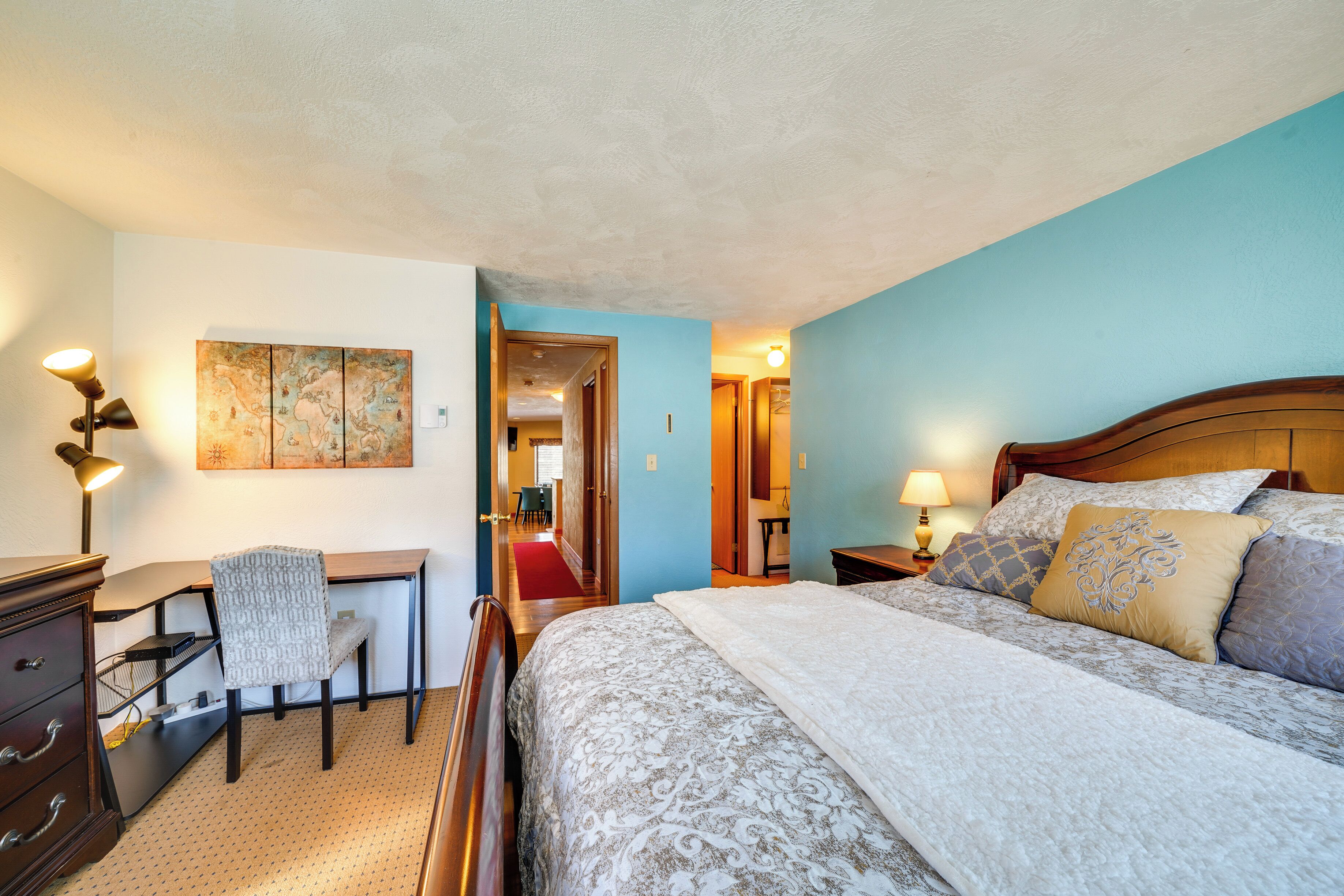 المنشأة من الداخل