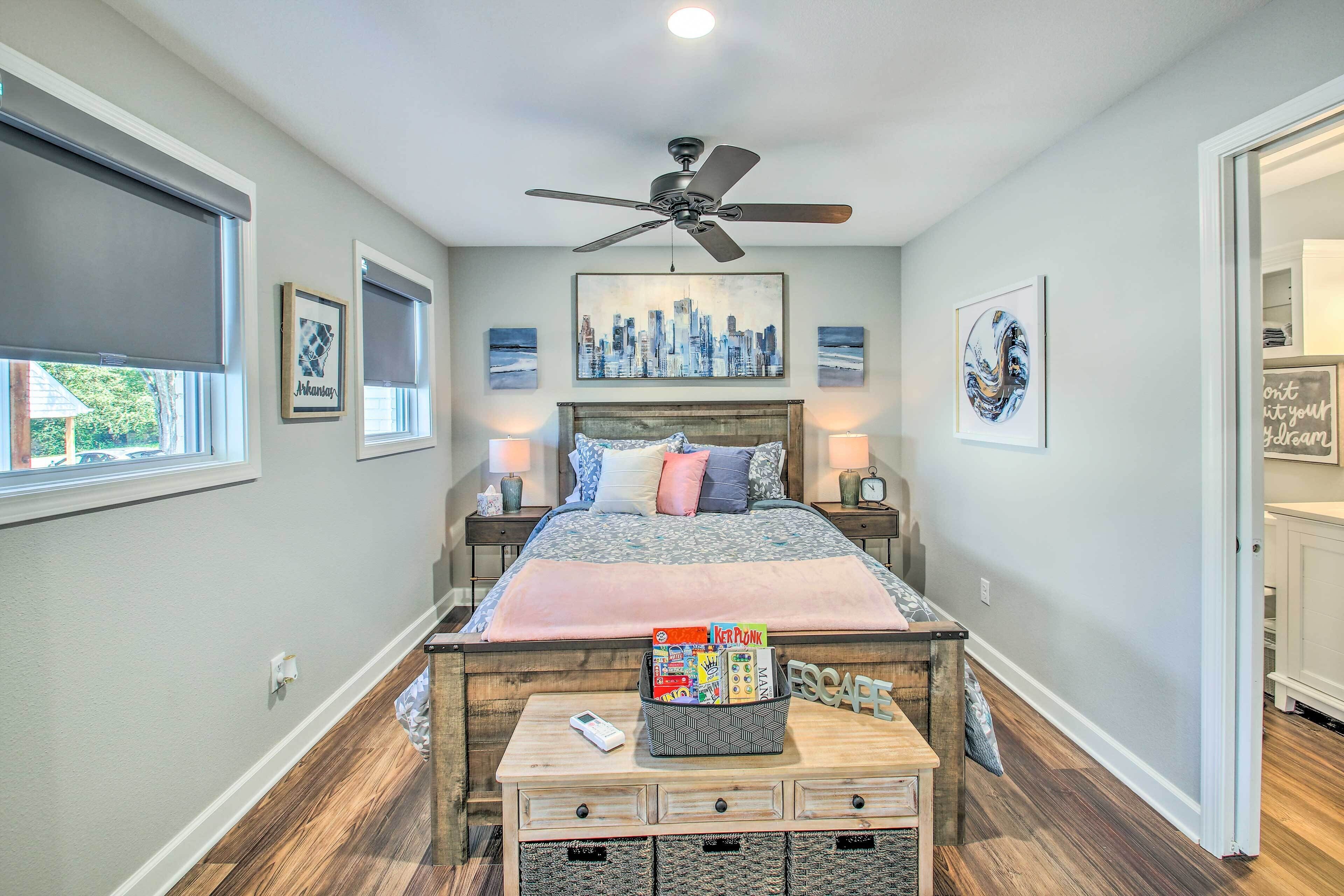 Chic Uptown Cottage - Mins to Downtown Fun!