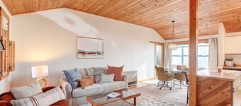 Serene Jonesport Escape: Deck w/ Water Views!