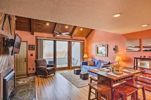 Pet-friendly Beech Mountain Condo: Walk to Slopes