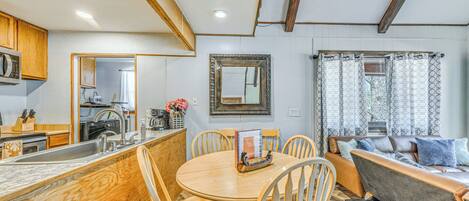 Nhà (3 Bedrooms) | Nội thất