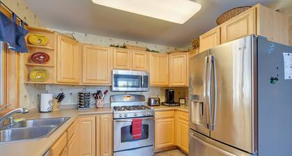 Bright Minong Vacation Rental on Little Sand Lake!