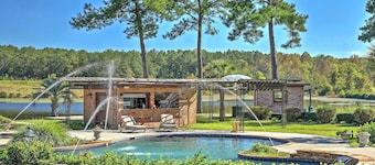 'cottage by the Pond' on Gorgeous Expansive Estate