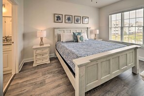 Apartment (2 Bedrooms) | 2 bedrooms, laptop workspace, iron/ironing board, free cribs/infant beds