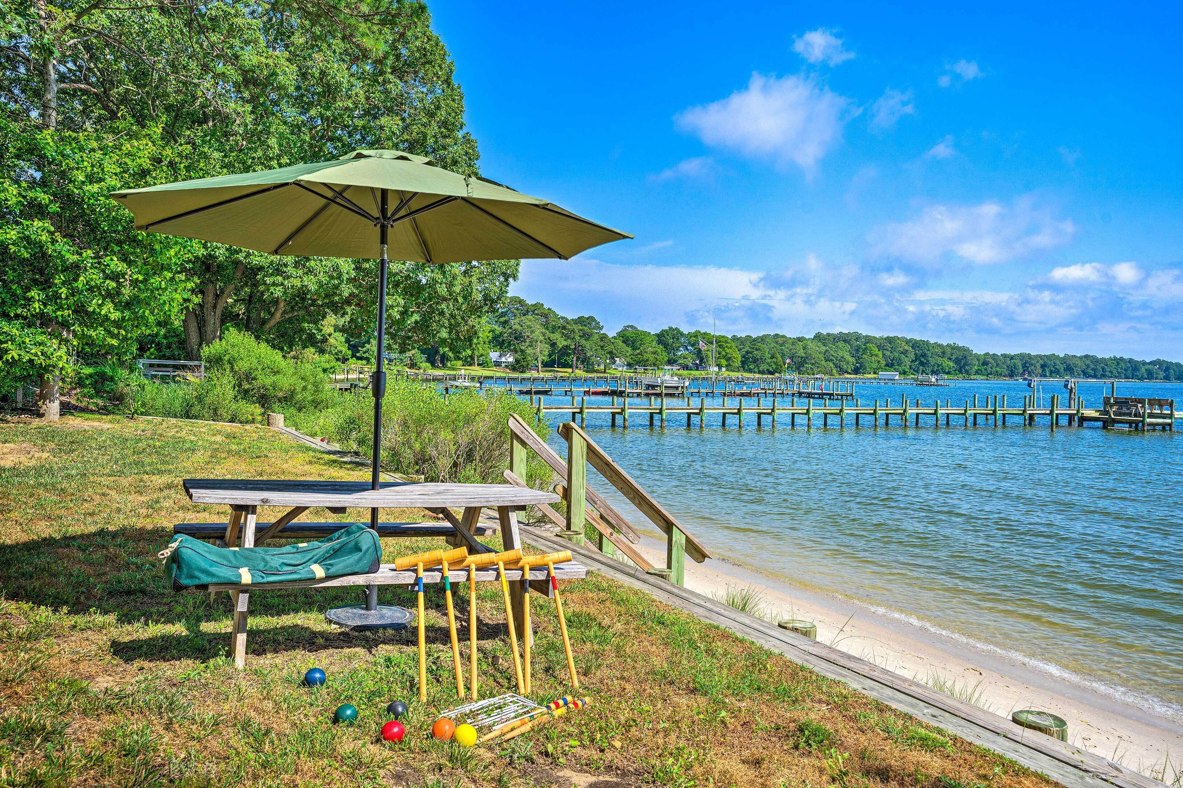 Bayside Deltaville Retreat w/ Beach & Bay Views!