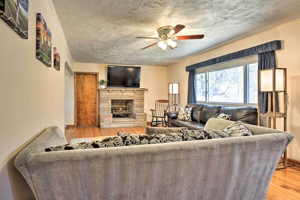 House (3 Bedrooms) | Interior