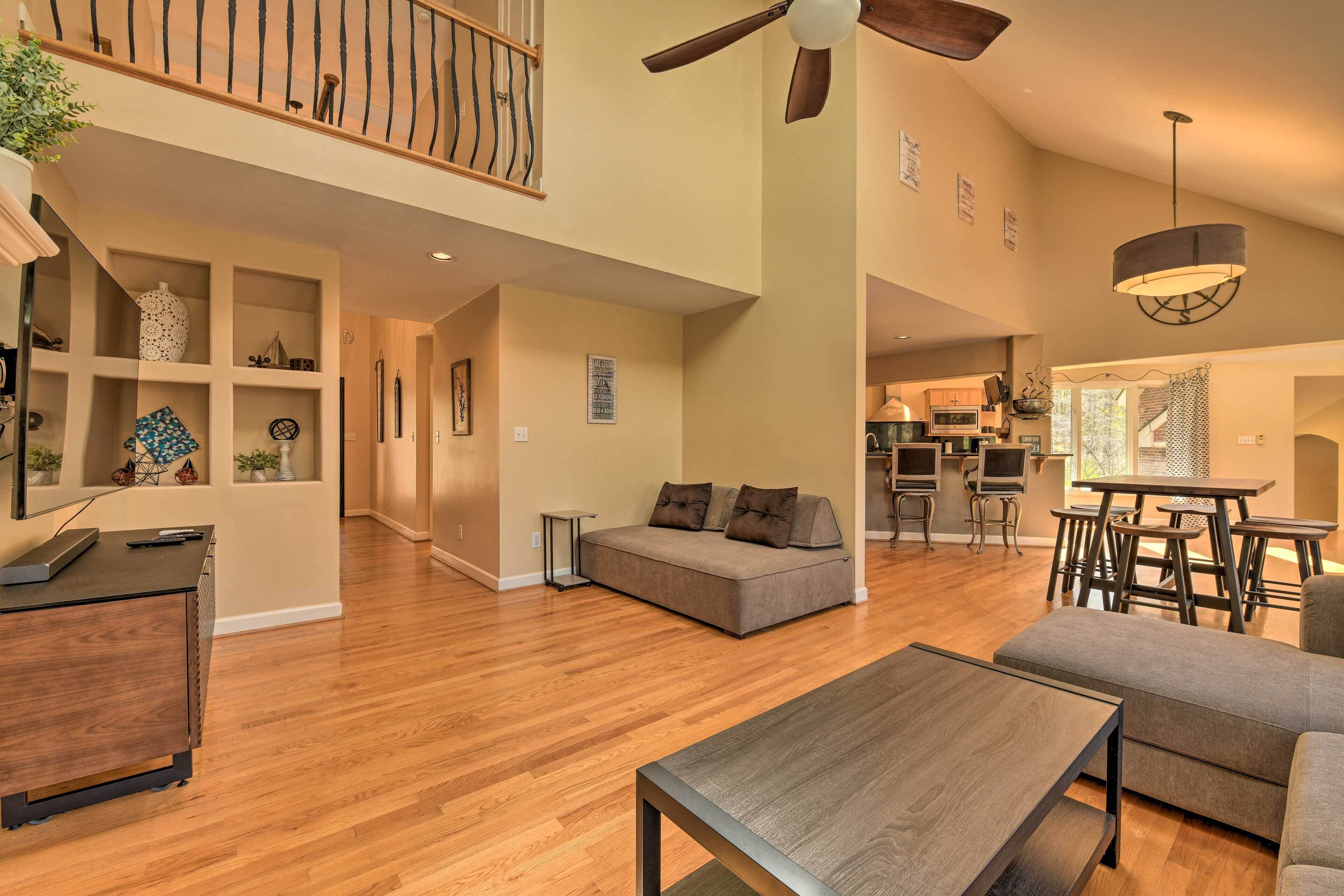 Luxury Mooresville Manor w/ Pool & Lake Access!