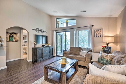 Pet-friendly Branson Condo: Walk to The Strip