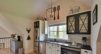 Cozy Campton Cottage < 1 Mi to Owls Nest Resort!