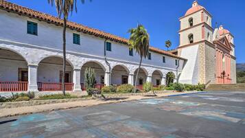 Apartment (0 Bedroom) | Interior