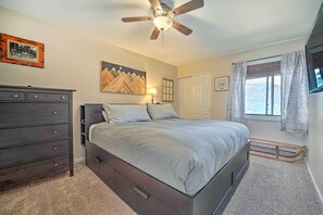 Interior - Durango Resort Condo w/ Balcony & Mtn Views! (Durango)