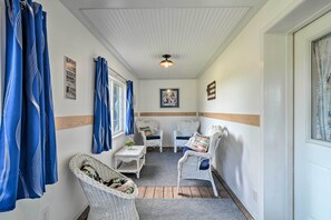 Cottage (2 Bedrooms) | Interior