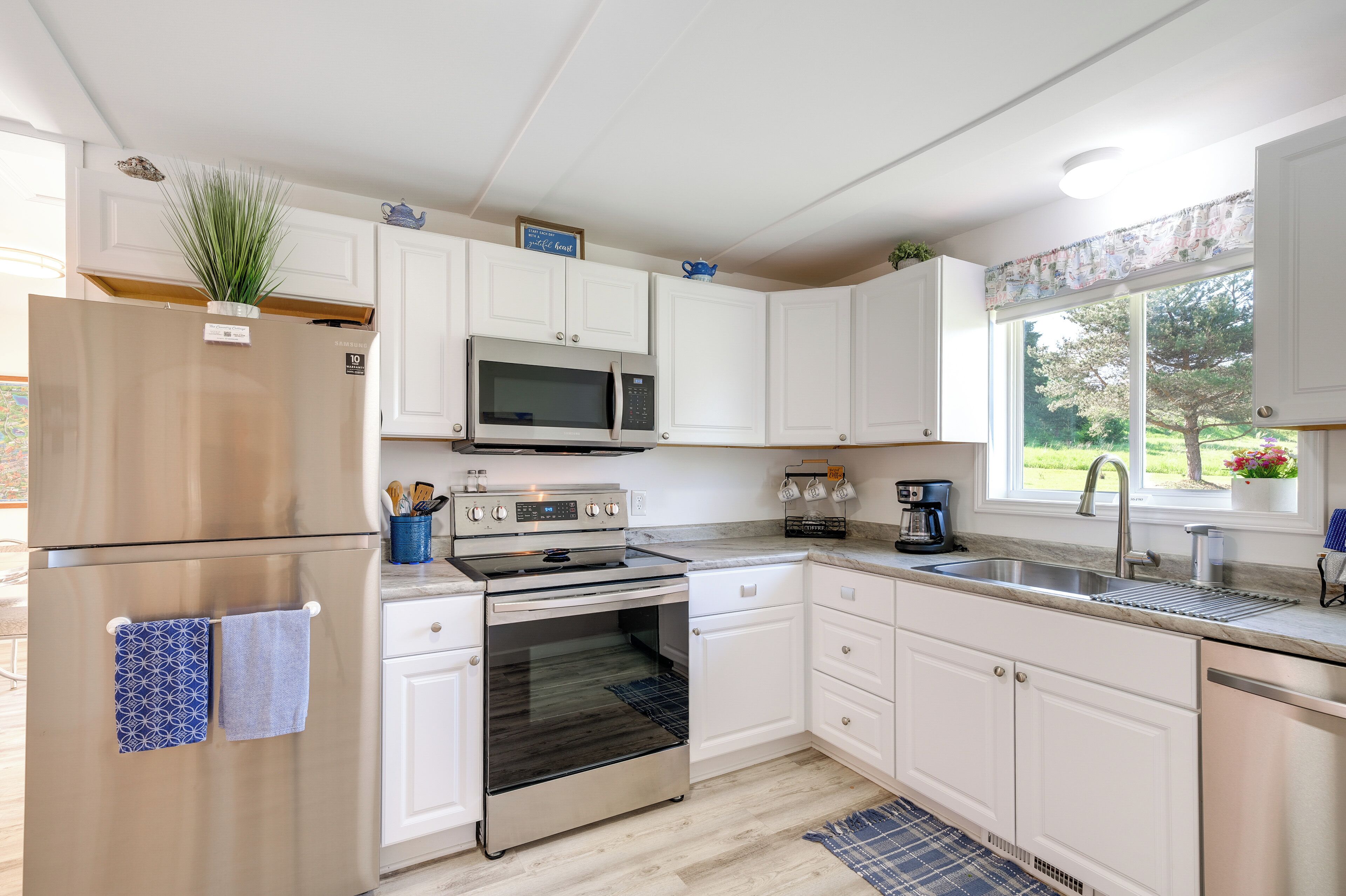 Cottage (2 Bedrooms) | Interior