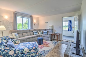 ์ฝํฐ์ง (2 Bedrooms) | ์๋ฐ ์์ค ์ ๋ฉด