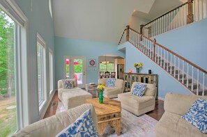 House (4 Bedrooms) | Interior