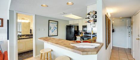 Apartment (1 Bedroom) | Interior