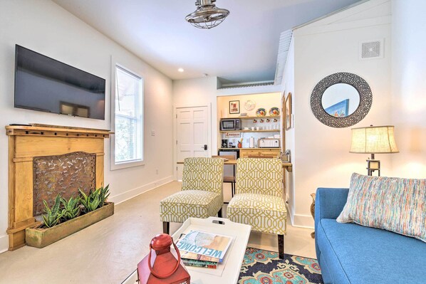 Apartment (1 Bedroom) | Interior