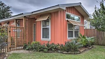 Apartment (1 Bedroom) | Exterior