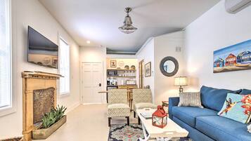 Apartment (1 Bedroom) | Interior