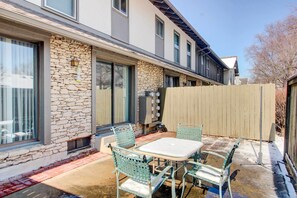 Apartment (2 Bedrooms) | Interior - Pleasant Condo - 14 Mi to Dtwn Kansas City (Overland Park)