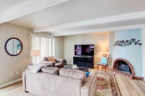 Apartemen (2 Bedrooms) | Bagian depan properti