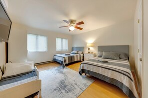 Apartment (2 Bedrooms) | Interior - Near Skiing & Lakes: Contemporary Poconos Townhome (Lake Harmony)