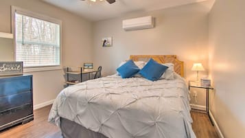 House (1 Bedroom) | Interior