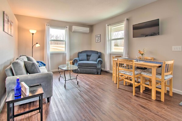 House (1 Bedroom) | Living area | TV