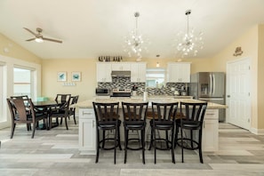 House (4 Bedrooms) | Interior - On Galveston Bay: Spacious Home w/ Pier & Grills! (Dickinson)