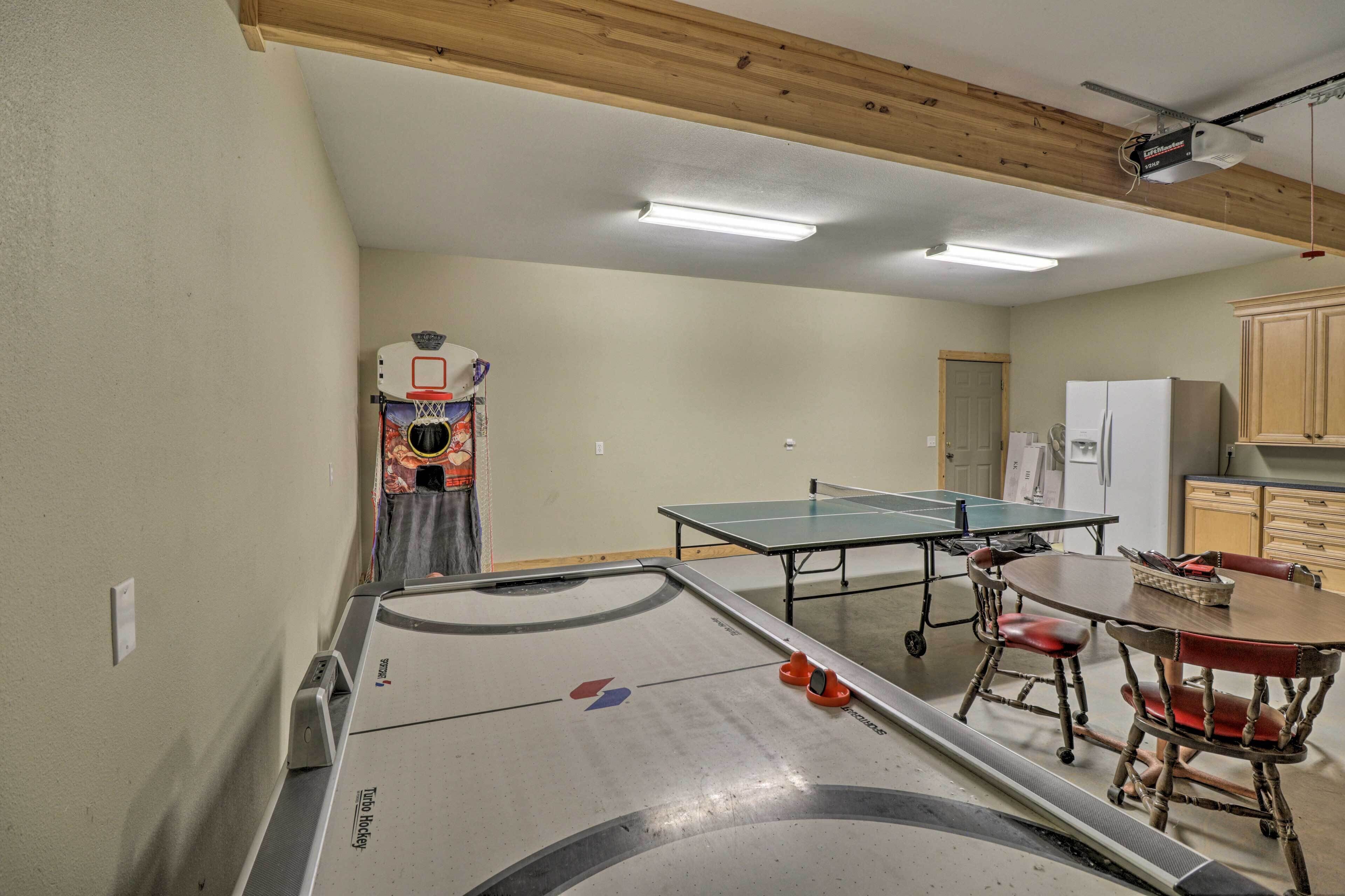 House (5 Bedrooms) | Interior